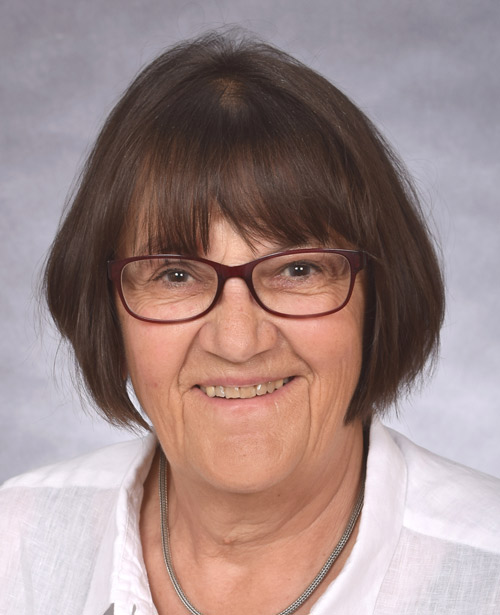 Dr. Karin Braatz